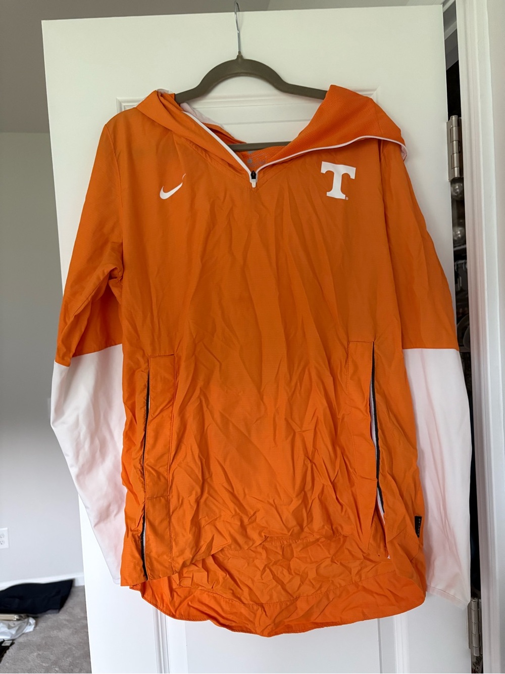 Nike Orange & White Hooded Pullover Windbreaker with Tennessee T